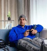 Cody Bellinger Pets
