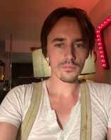 Reeve Carney Pets