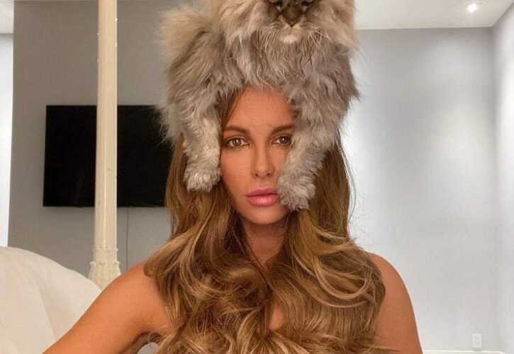 Kate Beckinsale Pets