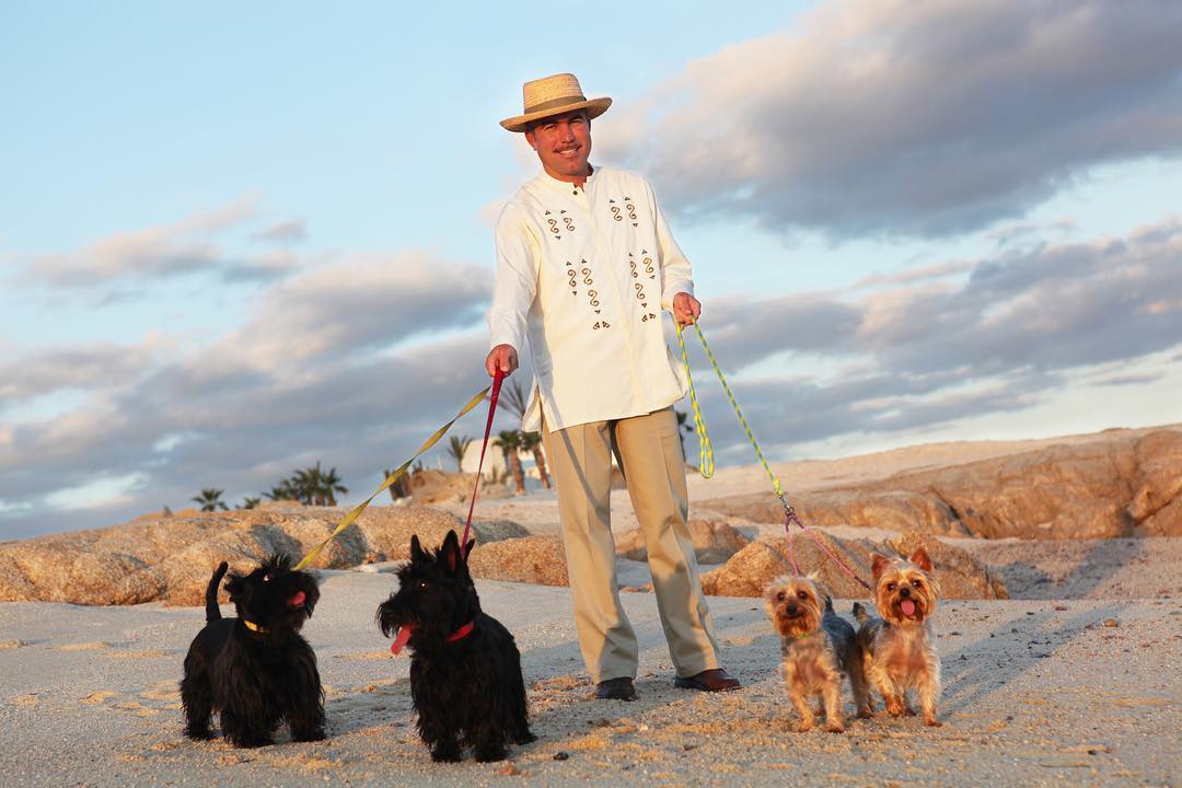 Las Ventanas al Paraiso - Cabo San Lucas Mexico - dogs