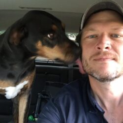 Blake Shelton Pets