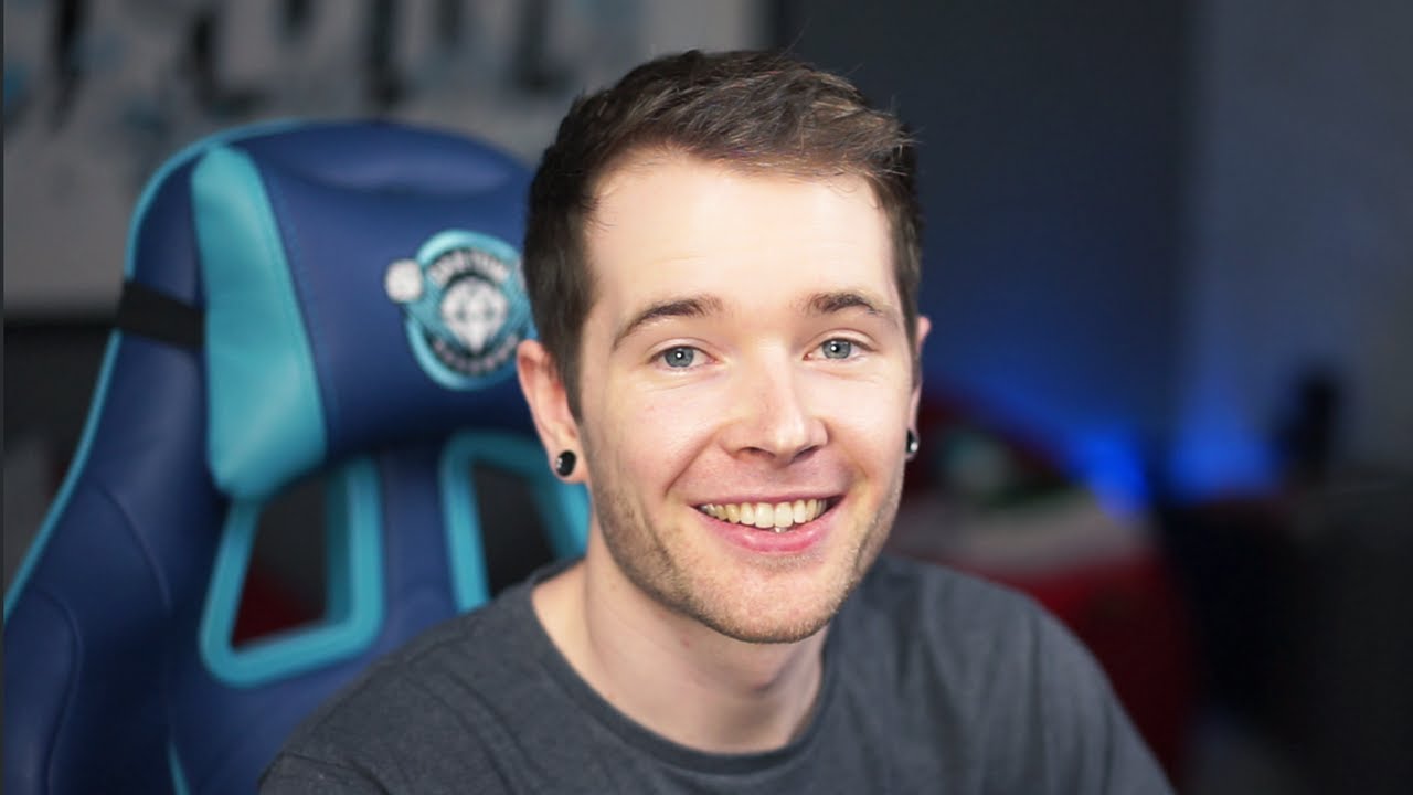 Dantdm's Hair Transformation: Blue to Pink! - wide 2
