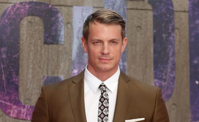 Joel Kinnaman Pets