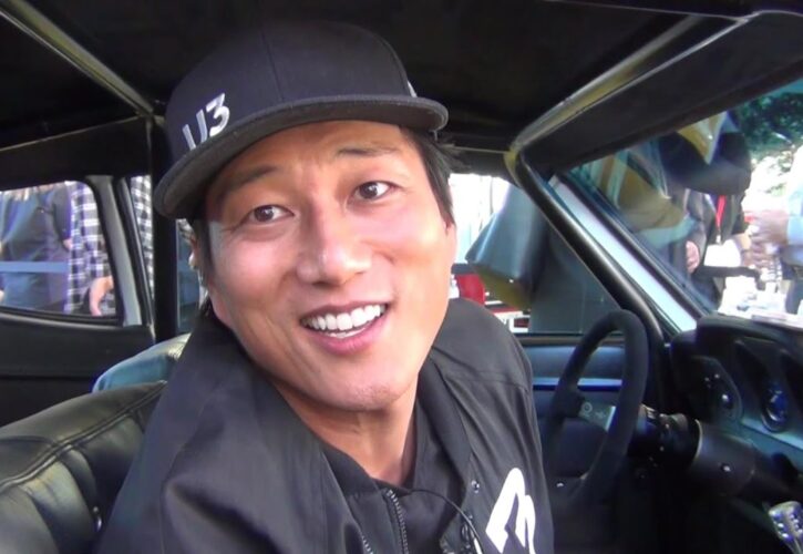 Sung Kang Pets