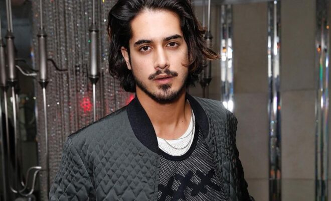 Avan Jogia Pets