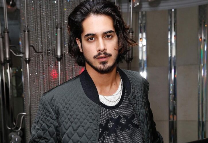 Avan Jogia Pets