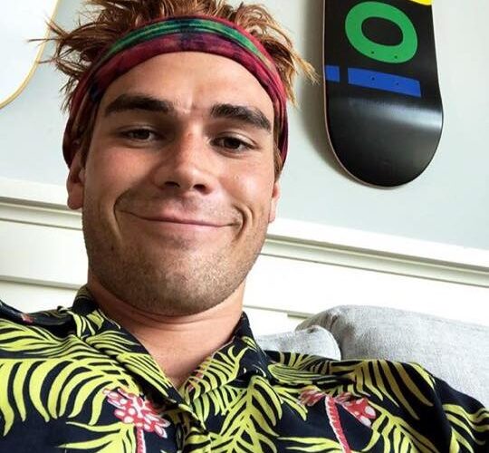 KJ Apa Pets