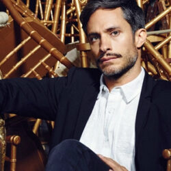 Gael García Bernal Pets