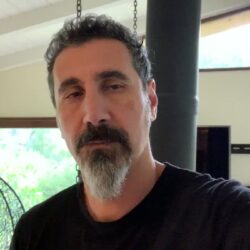 Serj Tankian Pets