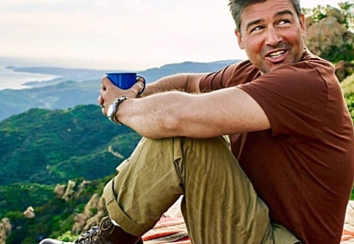 Kyle Chandler Pets