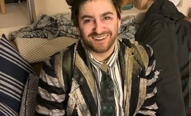 Alex Brightman Pets