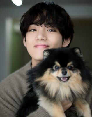 V (Kim Tae-hyung) Pets