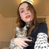Maude Apatow cat dolly