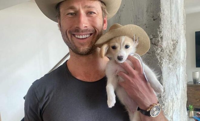 Glen Powell Pets