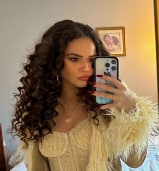 Madison Pettis Pets