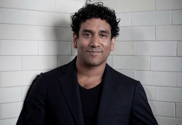 Naveen Andrews Pets