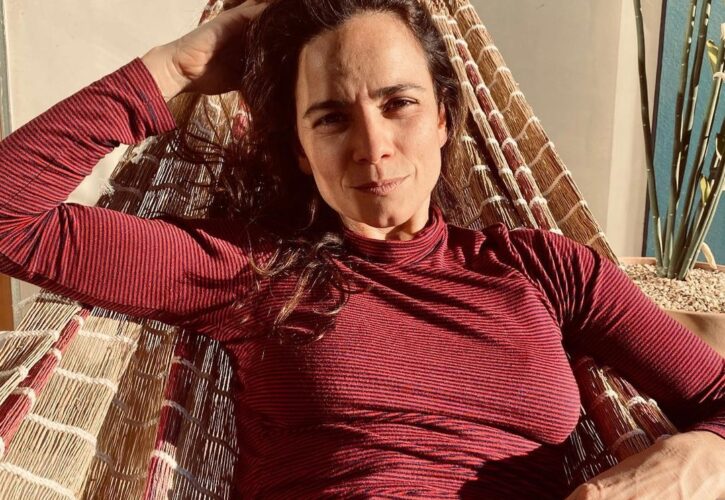 Alice Braga Pets