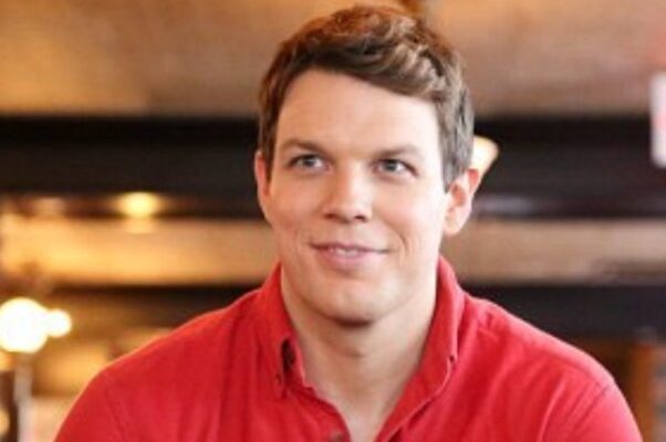 Jake Lacy Pets