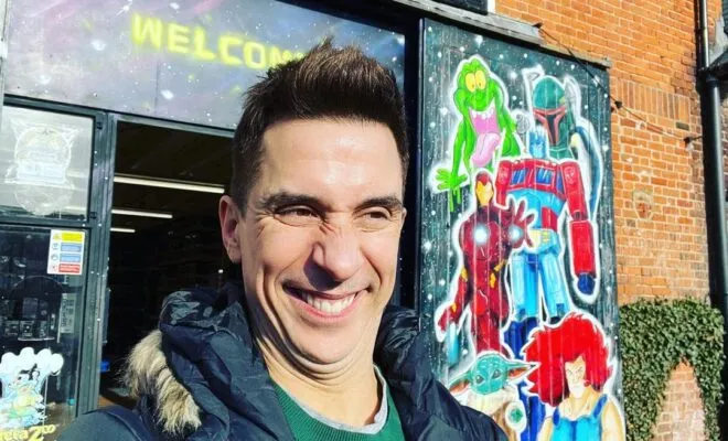 Russell Kane Pets