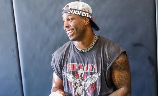 Travis Etienne Pets