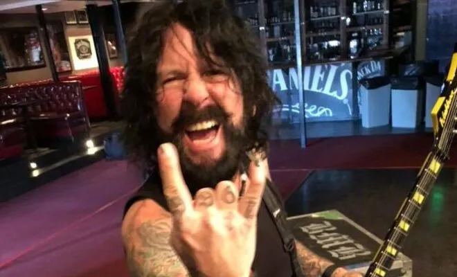 Tracii Guns Pets