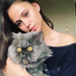 Maria Bakalova Pets