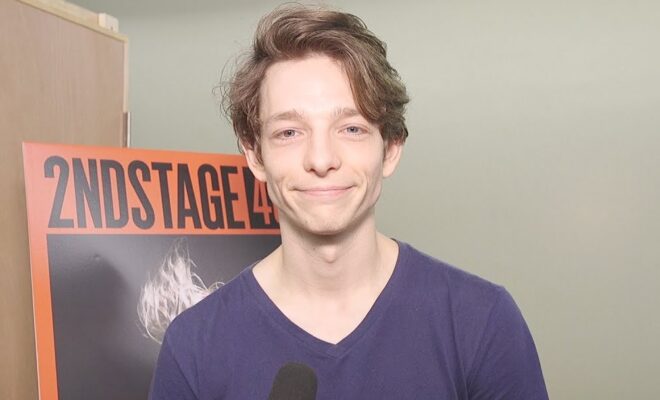 Mike Faist Pets