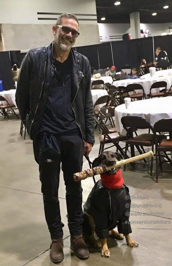 Jeffrey Dean Morgan with dog Bisou dressed as Negan from The Walking Dead