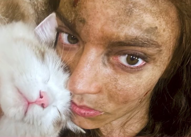 Anya Taylor-Joy with cat Kitsune on the Furiosa filming set