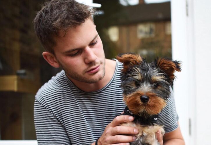 Jeremy Irvine Pets