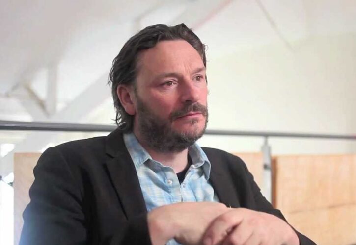 Julian Barratt Pets