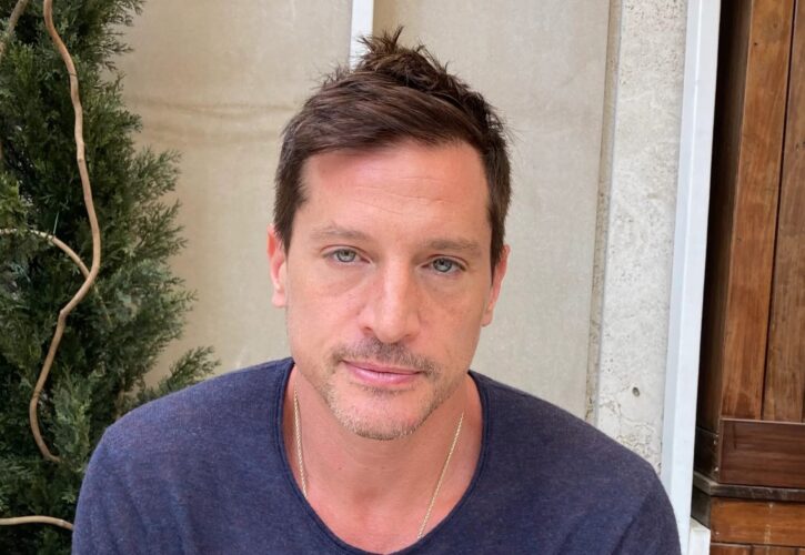 Simon Rex Pets