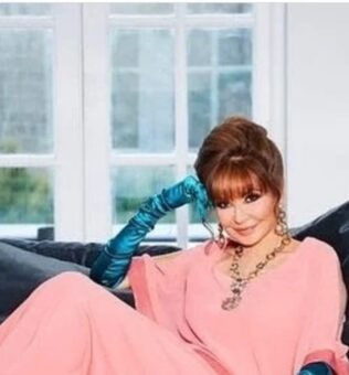 Stephanie Beacham Pets