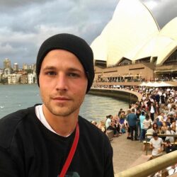 Shawn Pyfrom Pets