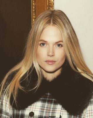 Gabriella Wilde Pets