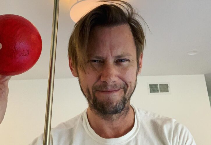 Jimmi Simpson Pets