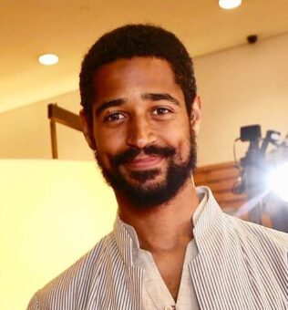 Alfred Enoch Pets