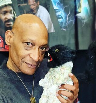 Tony Todd Pets