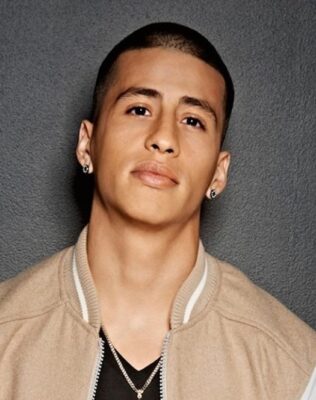 Carlito Olivero Pets