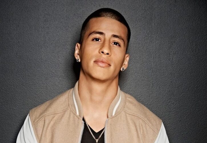 Carlito Olivero Pets