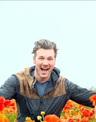 Derek Theler Pets