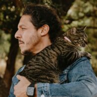 Theo Rossi's pet Cat