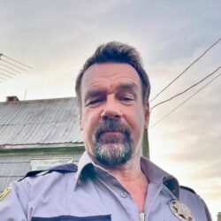 David James Elliott Pets