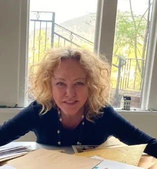 Virginia Madsen Pets