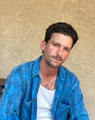 Daren Kagasoff Pets